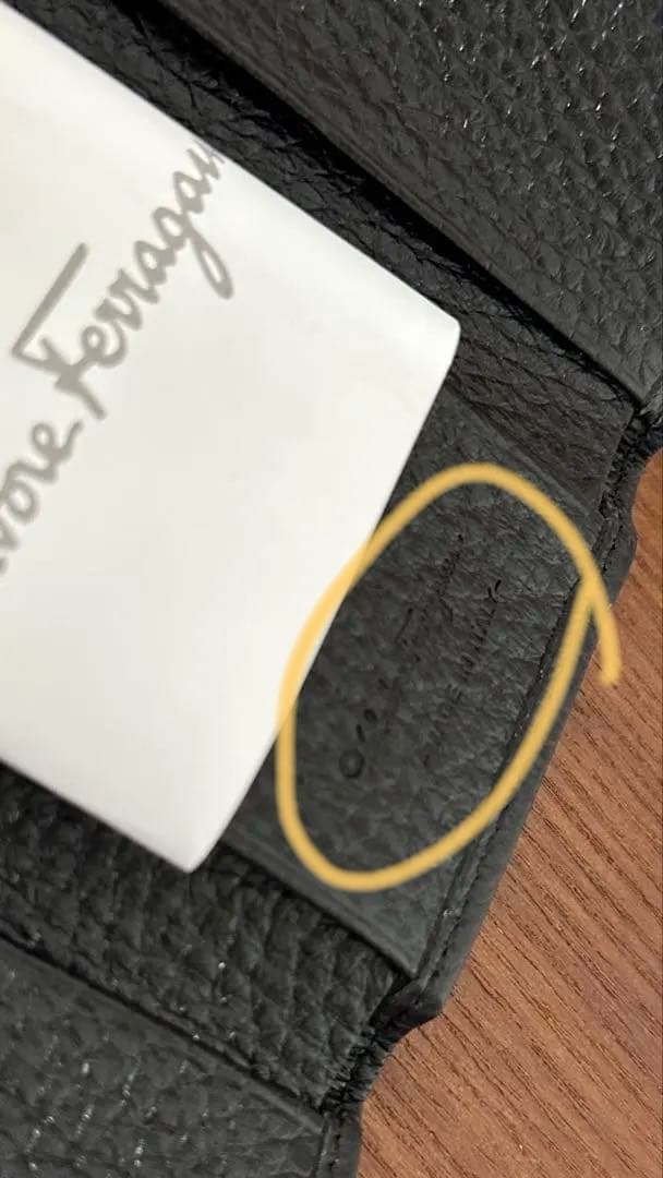 [新品]Salvatore Ferragamo フェラガモ レザー キーケース