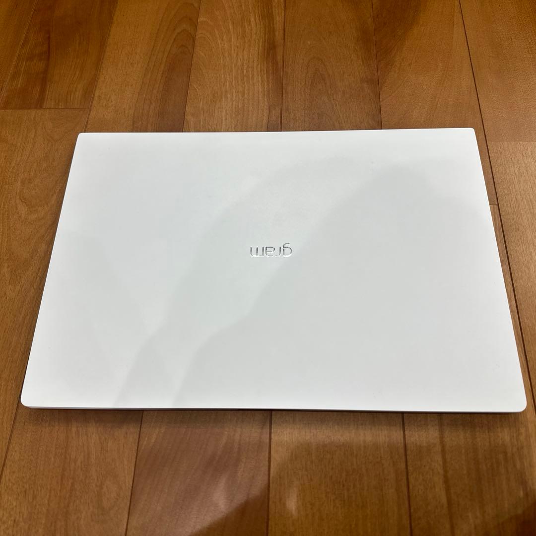 LG gram 17Z990-VA55J 17インチ 24GB化 ケース付き