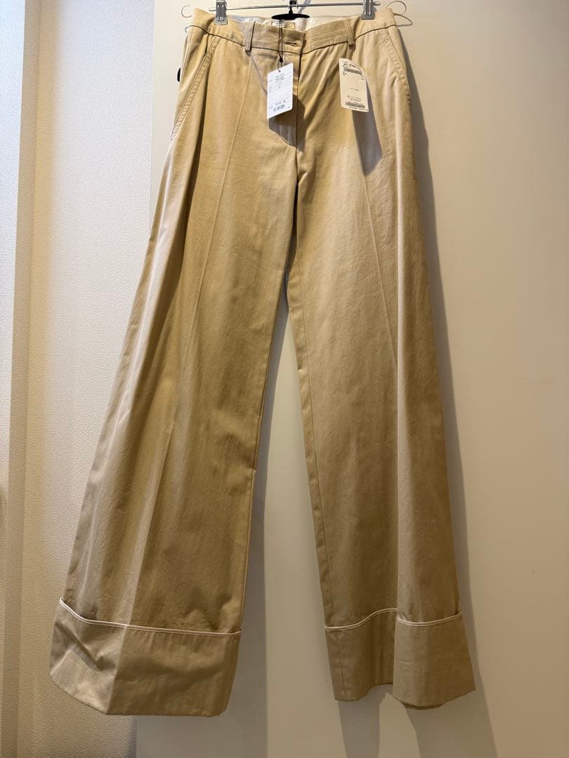 NINA RICCI ベージュ ワイドパンツ　34サイズ