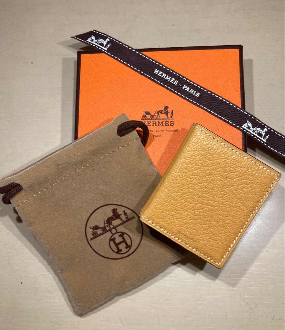 エルメス　ミニフォトフレーム　6枚用　イエロー　HERMES ギフト対応可能