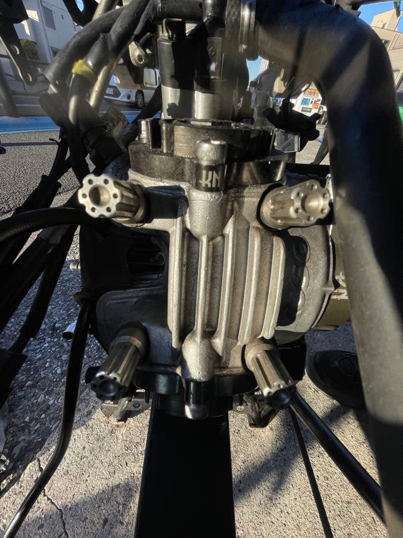 シグナス　りょう　カーボン部品