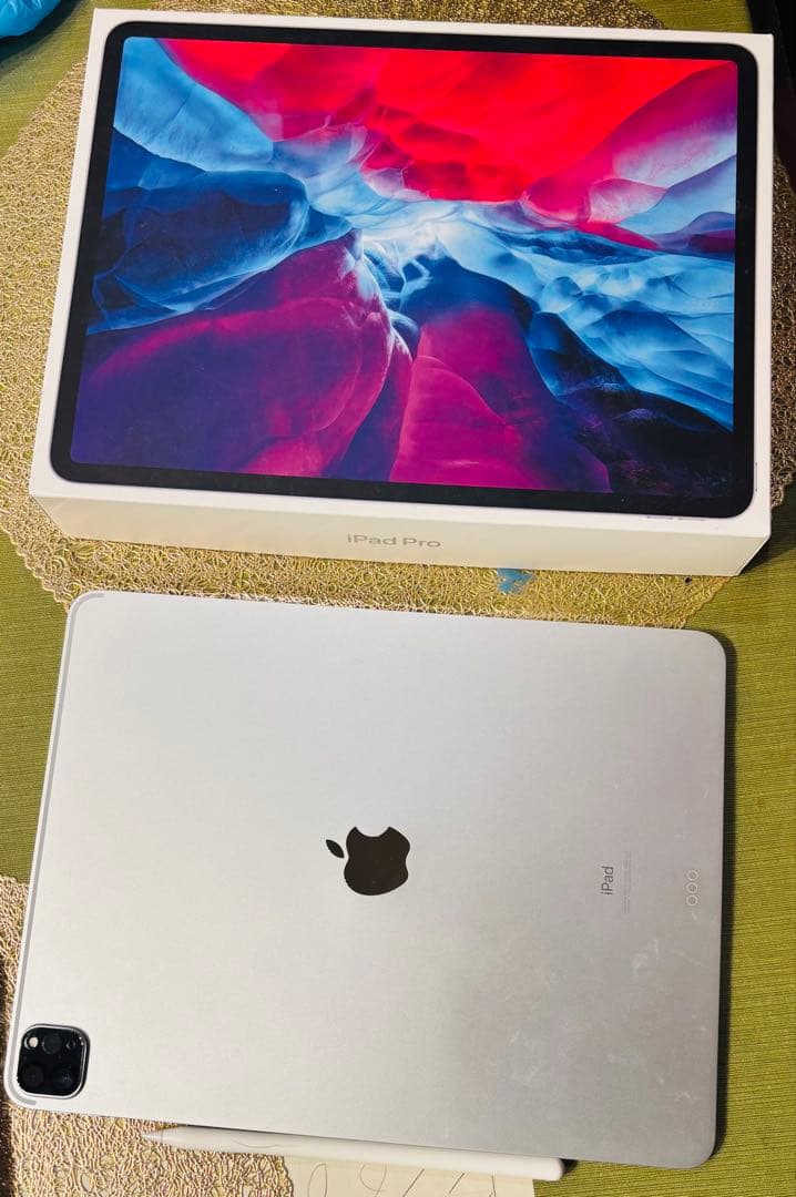 12.9 iPad Pro（第4世代） + Apple Pencil + ケース