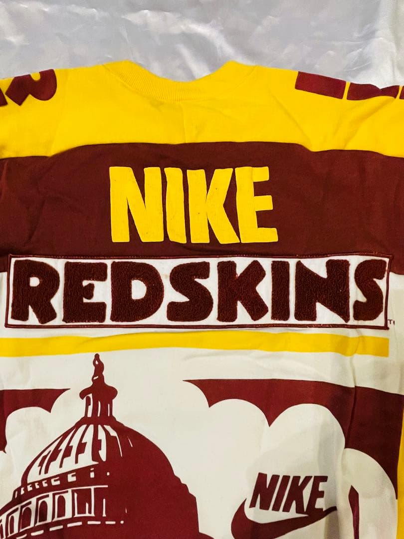 Nike Washington スウェットシャツ