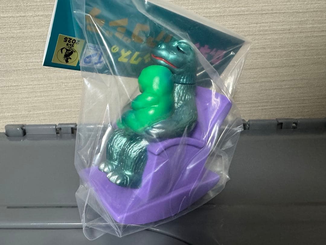 Charactics ロッキンマリアゴジラ zollmen マルサン ブルマァク