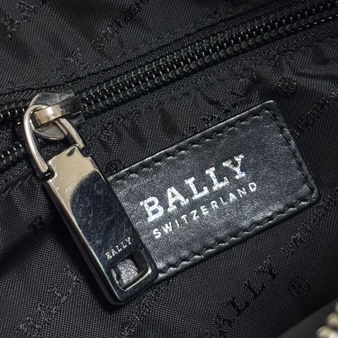 BALLY バリー ロゴ入り ショルダーバッグ レザー 斜め掛け