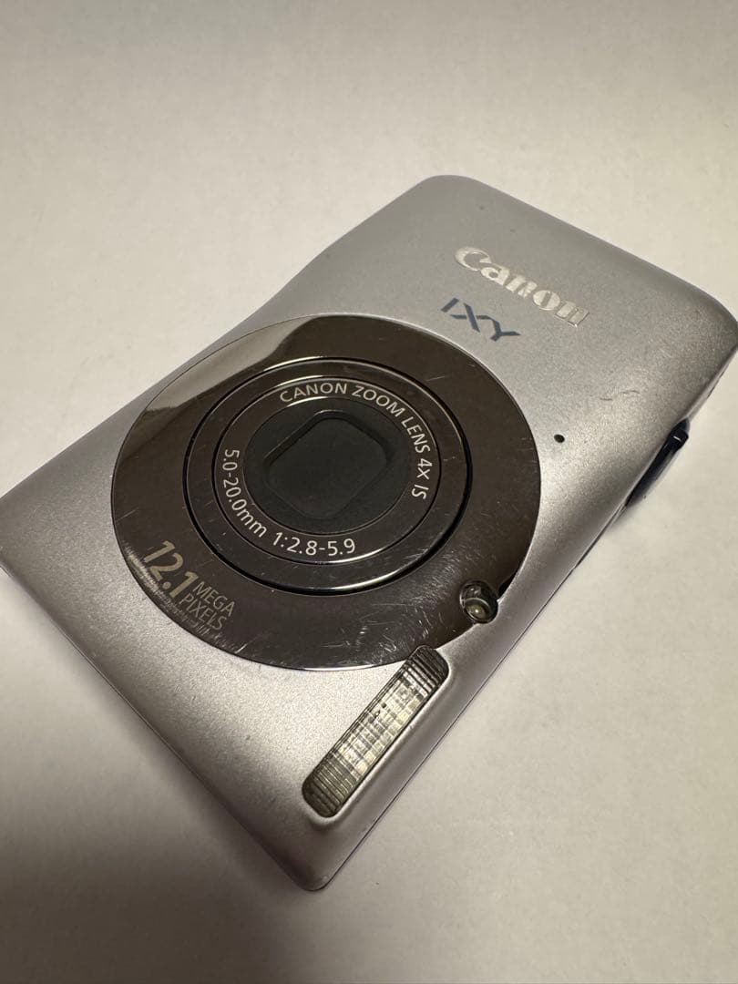 Canon IXY DIGITAL 200F コンパクトデジタルカメラ充電器付き