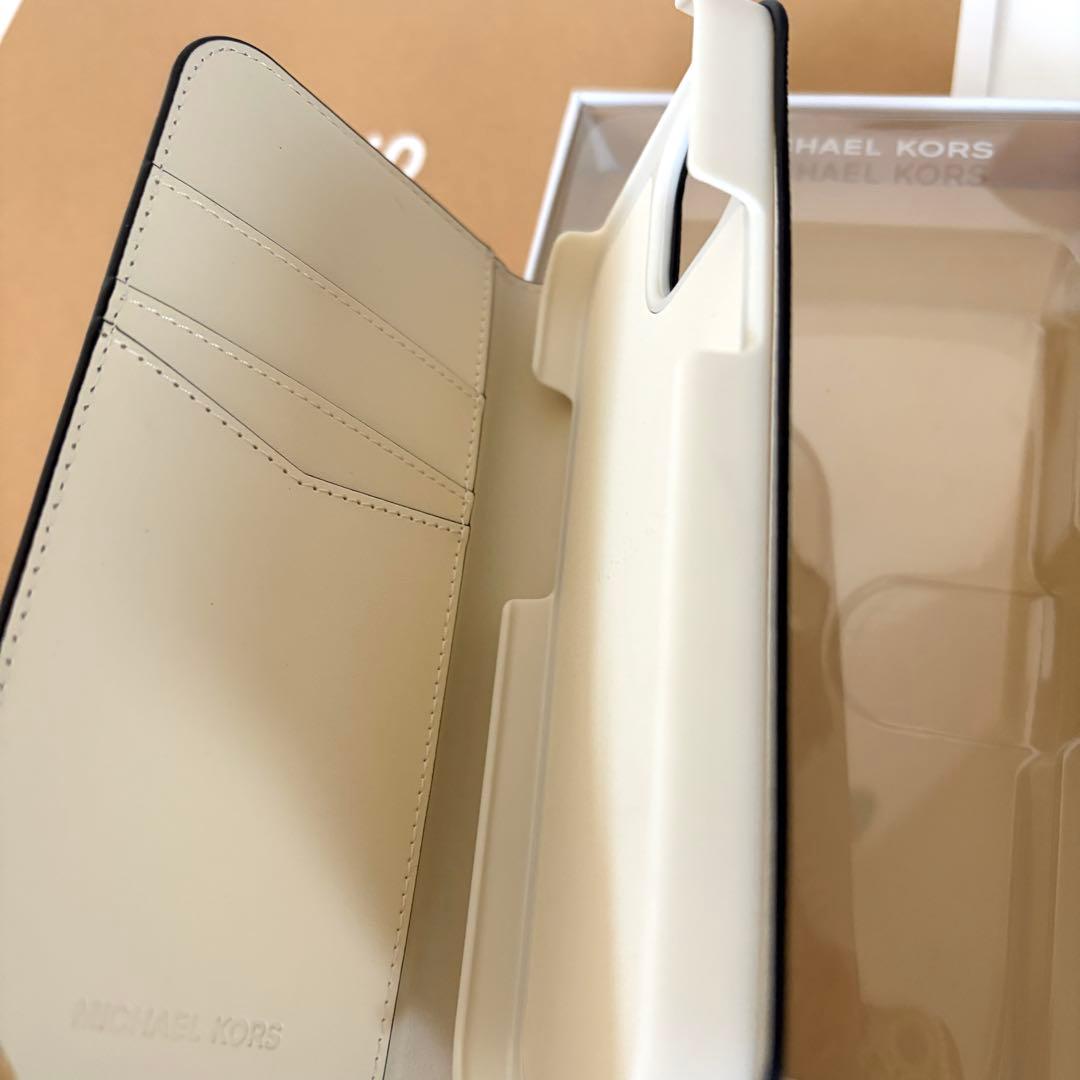 マイケルコース☆新品☆ FOLLIO 手帳型 iPhone 15ケース/ピンク