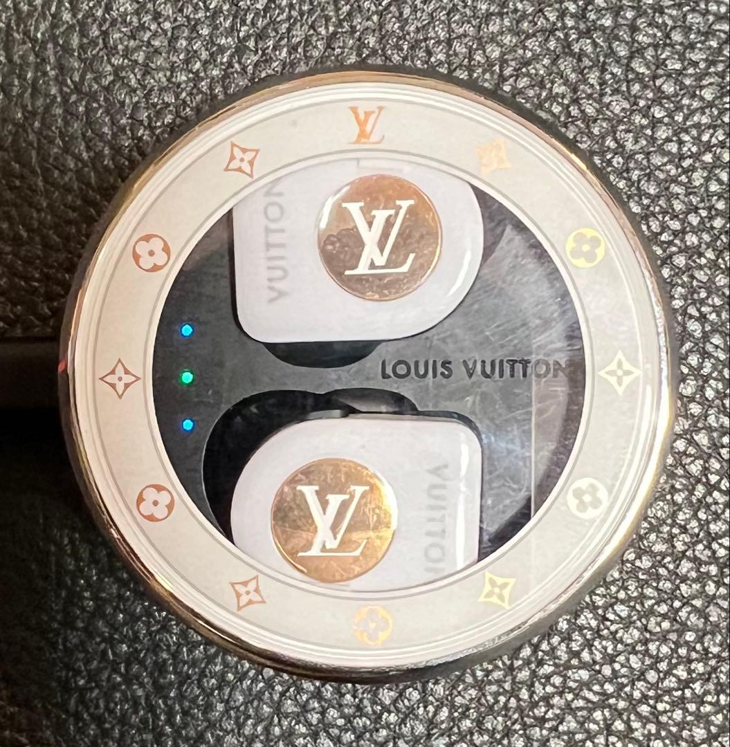 正規品人気のホワイト‼️ルイヴィトン　イヤホンQAB120 箱付き