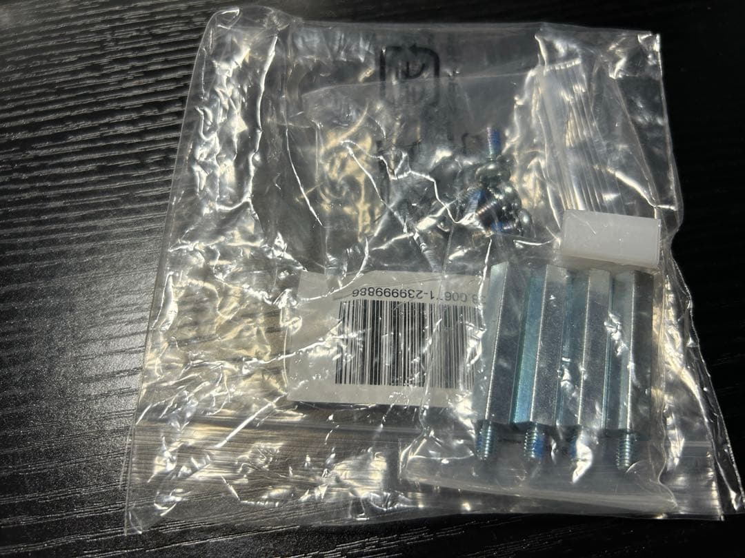 Maxzen 31.5インチ 165hz 1ms ゲーミングモニター