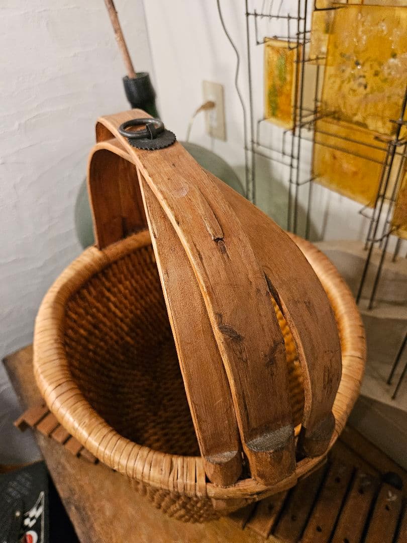 籐　竹　バスケット　かご　中国　柳籠　古民具　昭和レトロ　ヴィンテージ　アンティ