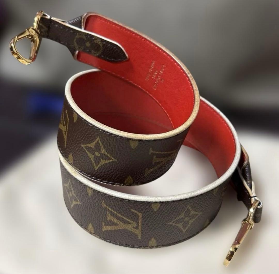 LOUIS VUITTONモノグラム LVショルダーストラップ