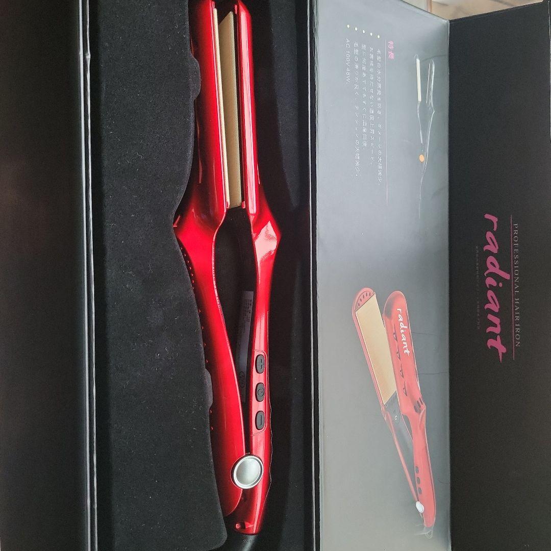 radiant ストレートヘアアイロン レッド（新品）