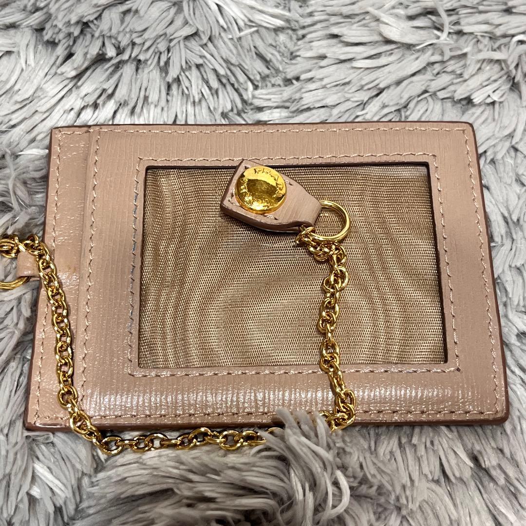 美品✨PRADA 長財布　バイカラー　メタルロゴ　カードケース　ヌードベージュ