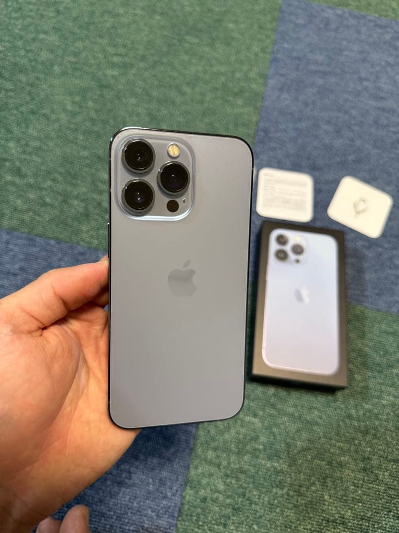 iPhone 13 Pro シエラブルー 256GB SIM フリー