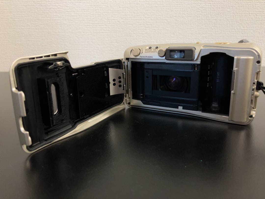 OLYMPUS μ[mju:] ZOOM 115 DELUXE フィルムカメラ