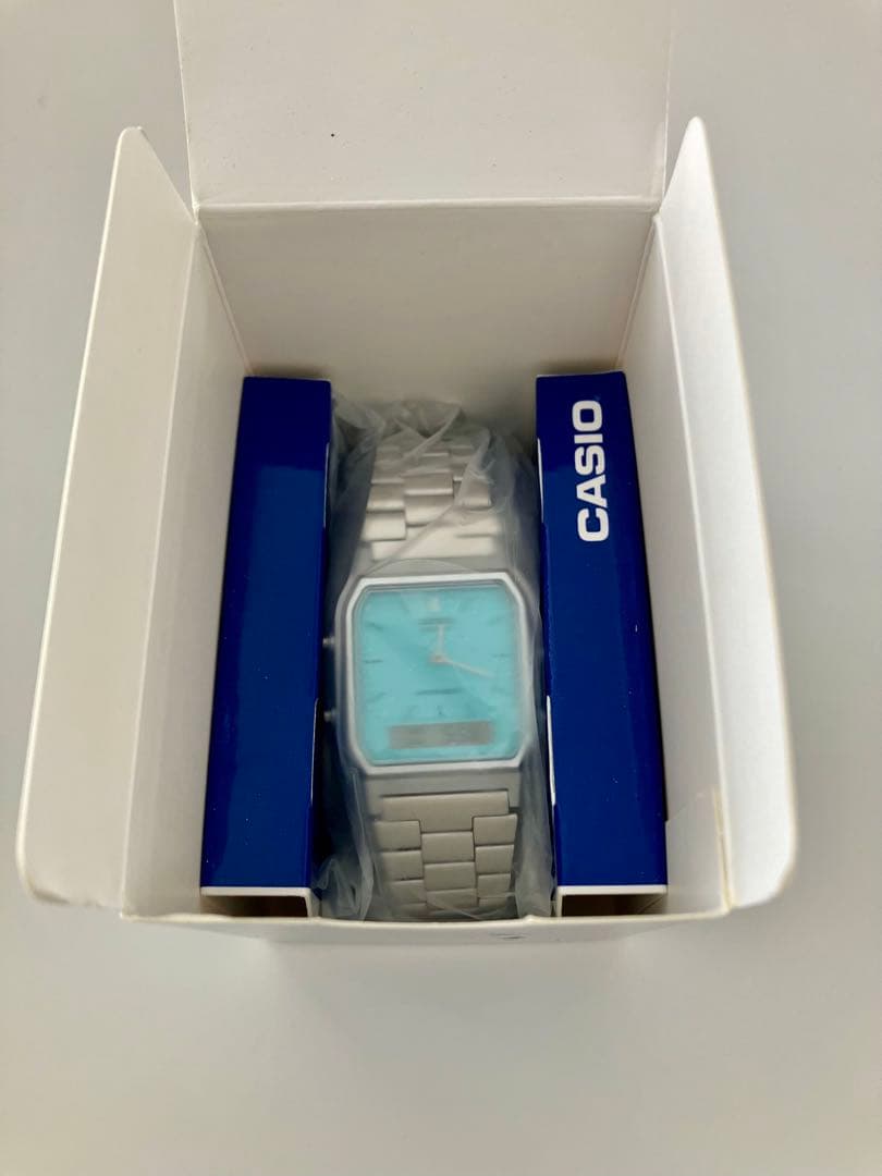 AQ-230A-2A2 CASIO ターコイズブルー　カシオ