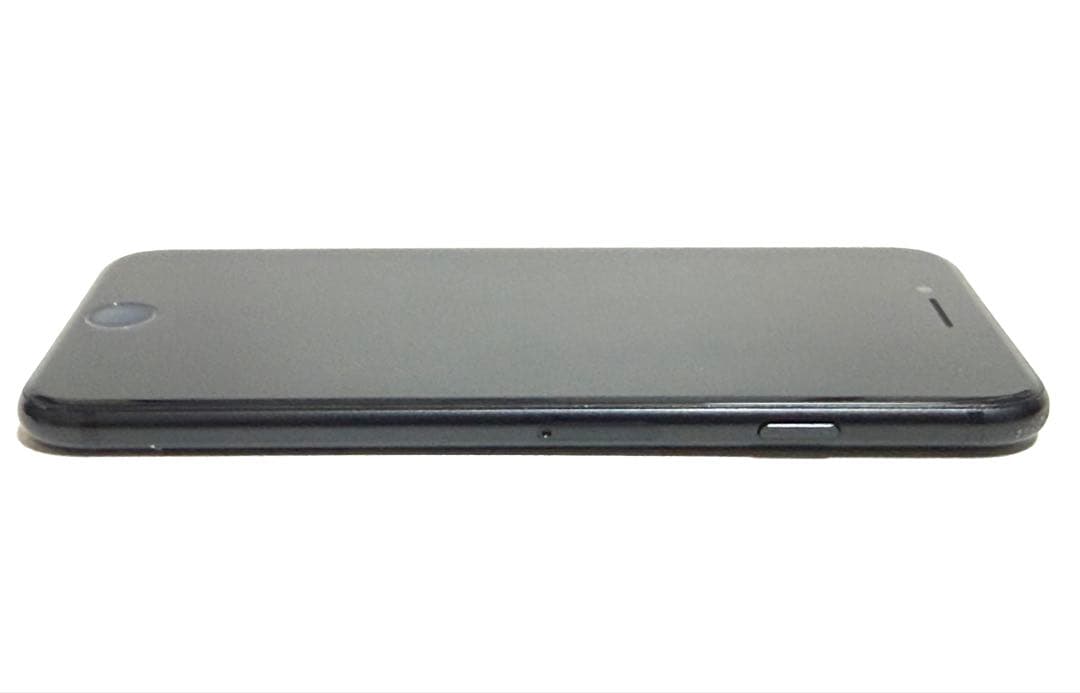 iPhone SE 第2世代　64GB