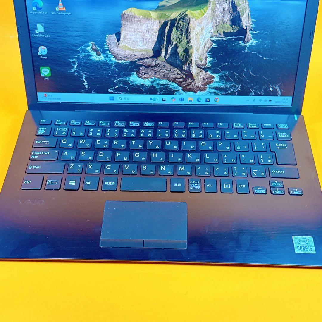 2021年製‼️薄型軽量ノートパソコン 第10世代 i5 高速SSD win11