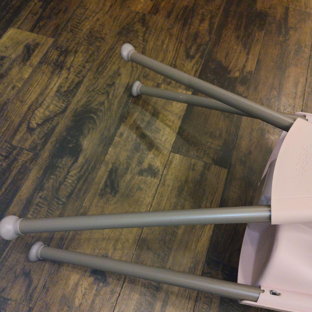 【廃盤・美品】ベビービョルン ハイチェア　ベビーチェア　ピンク ハーネス付き