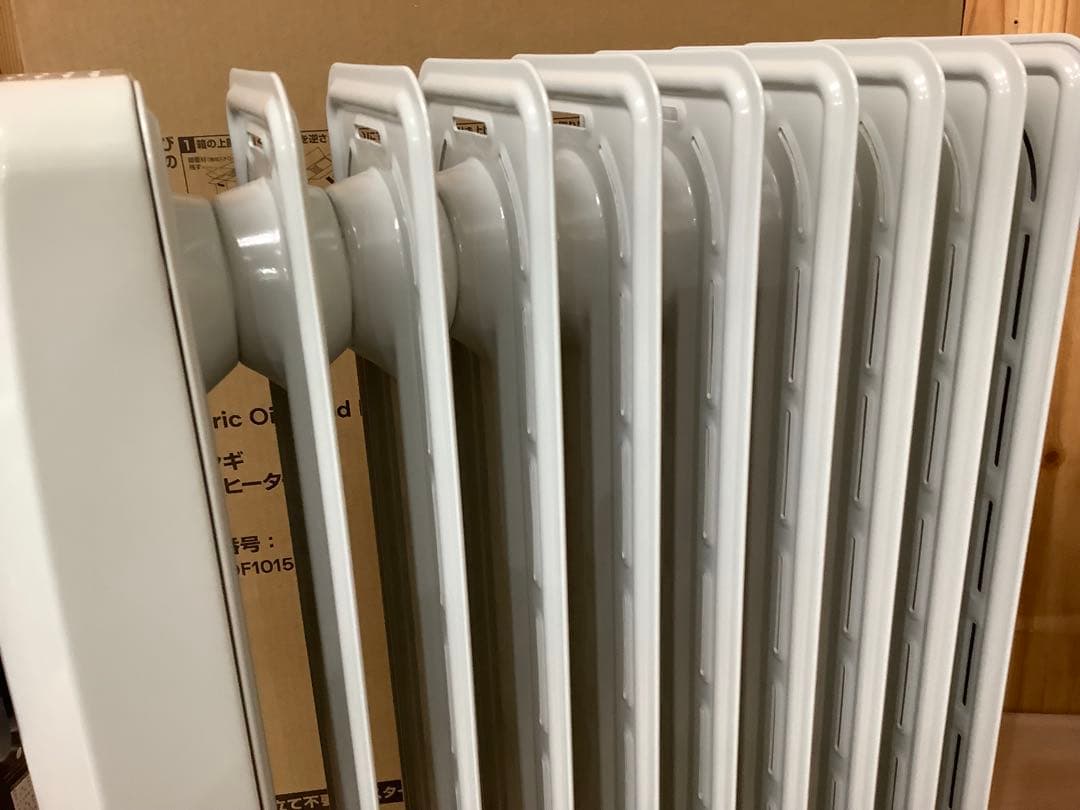 美品！デロンギ オイルヒーター RHJ10F1015-DG　※331