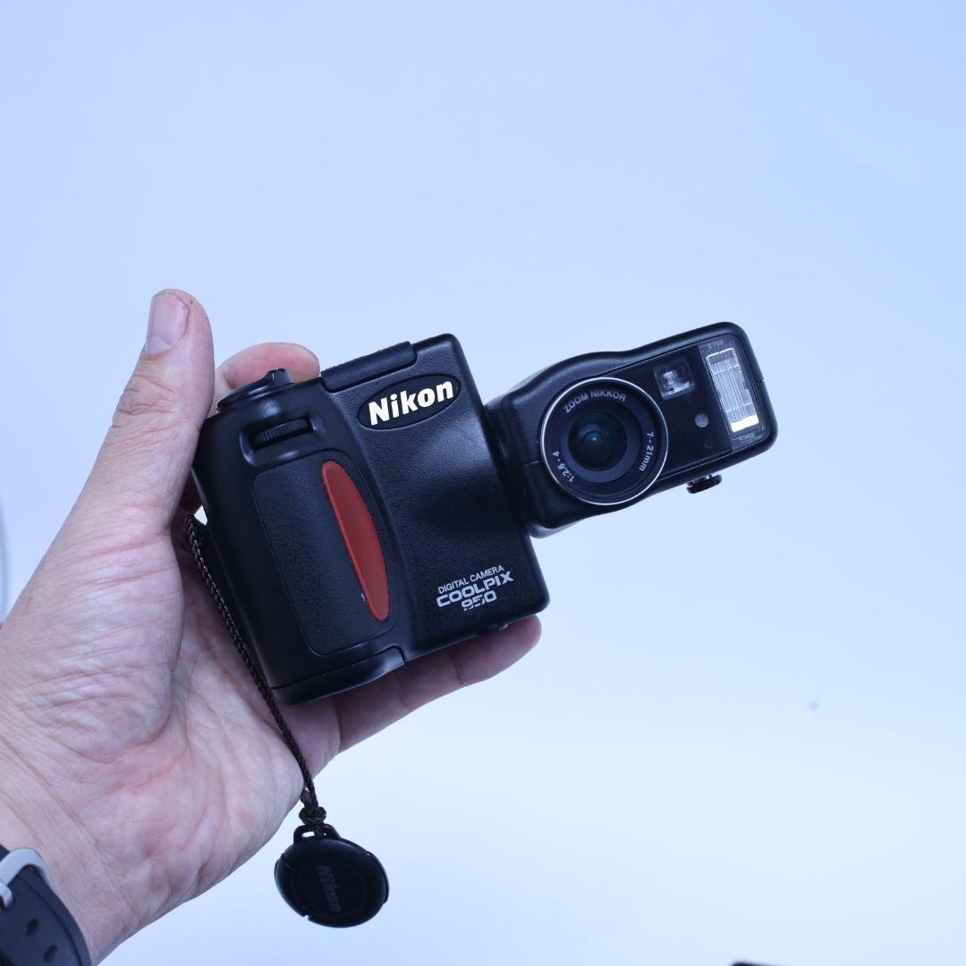 スマホ転送可 Nikon COOLPIX950 CFカード他付き　デジカメ