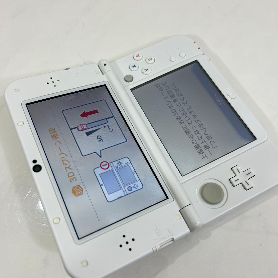 Newニンテンドー　3DSLL パールホワイト