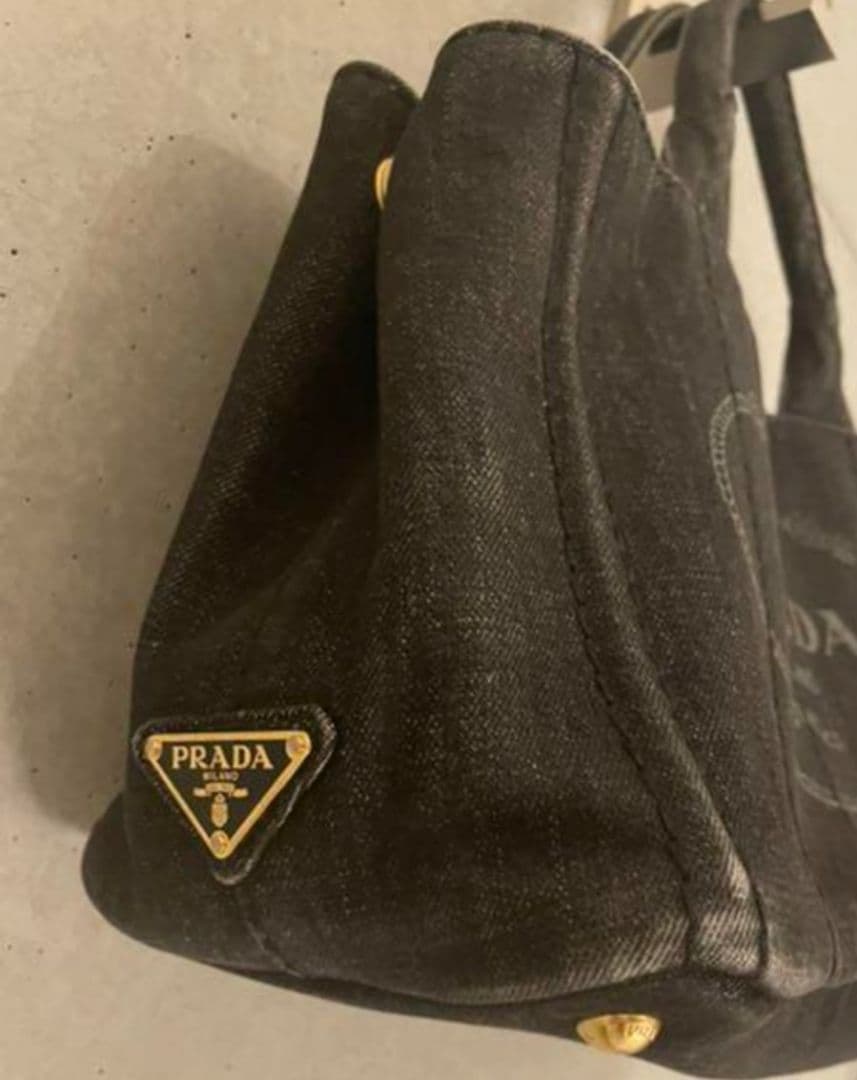 prada バッグ　カナパ　S　ブラックデニム