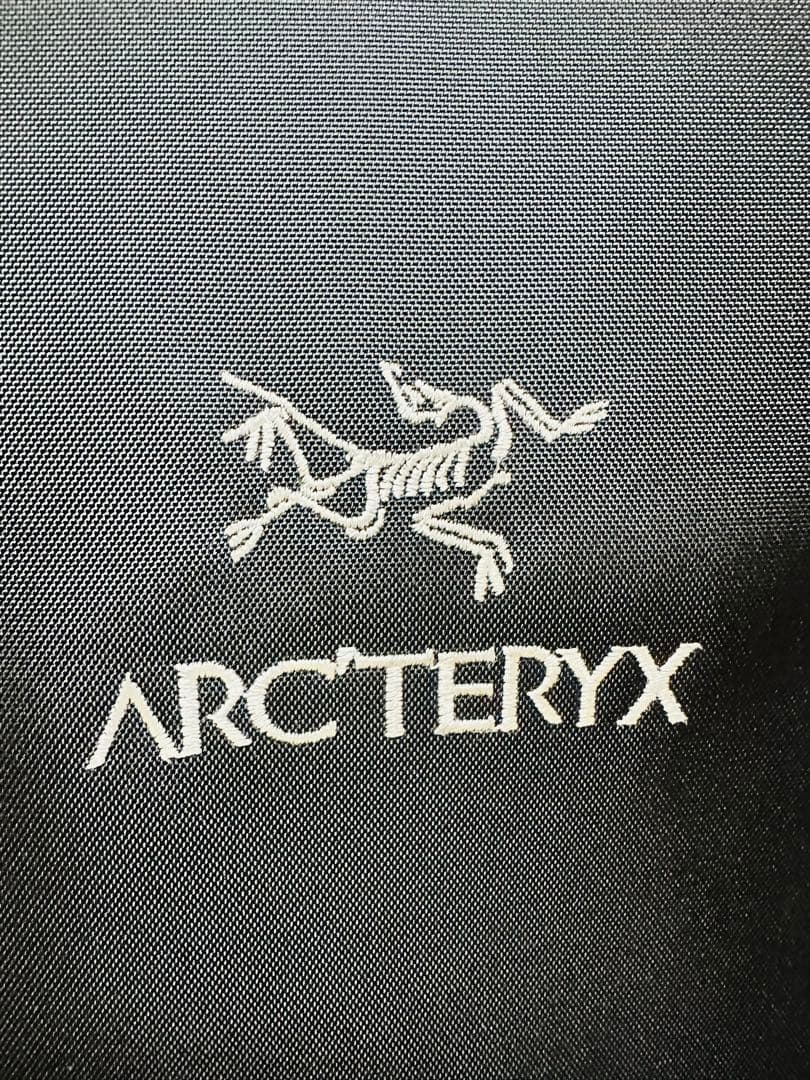ARC'TERYX Blade 28バックパック（ブラック）