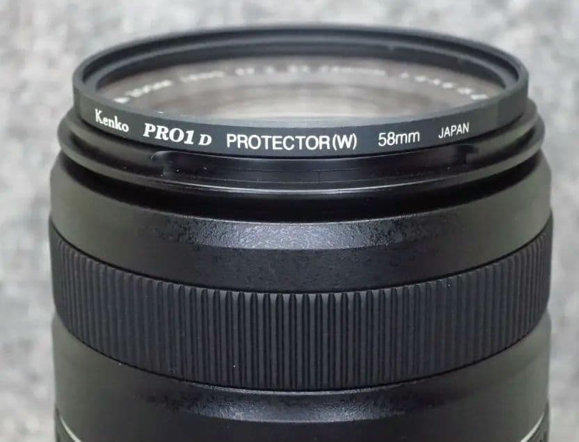 Canon EF-S55-250mm F4-5.6 IS II　フード付き