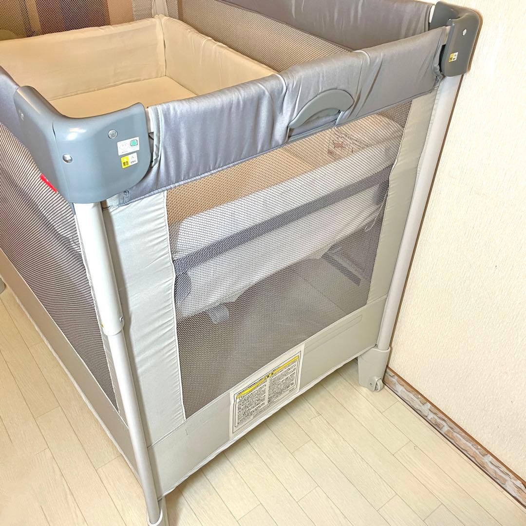 美品 Aprica ココネル エアー AB ベビーベッド　グレーベアー