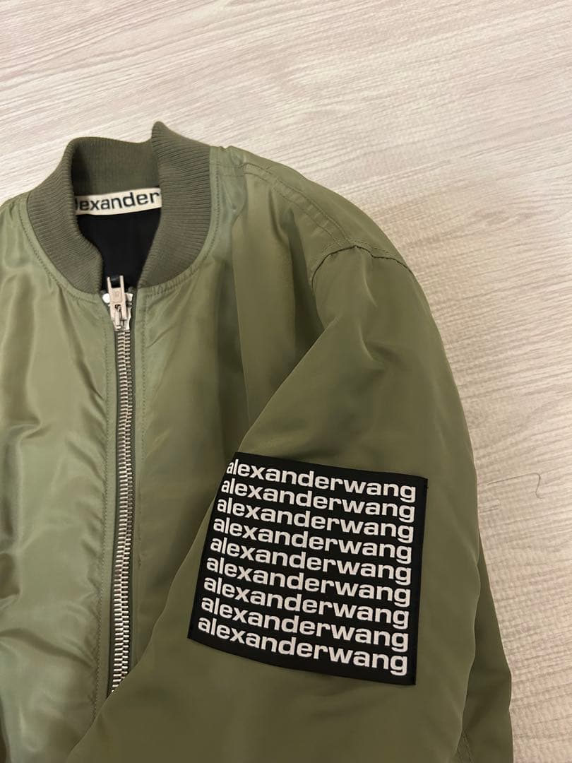 【定価20万円以上】Alexander Wang ベルト付き MA-1 カーキ