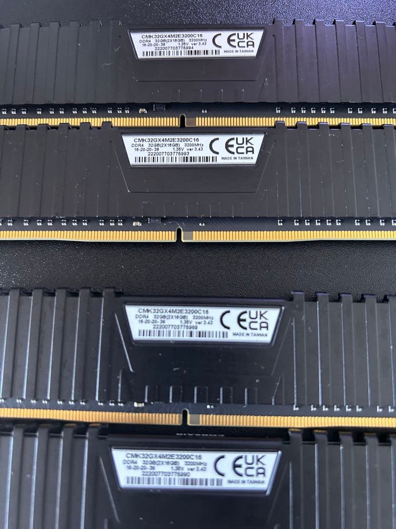 値下げ可能 Vengeance LPX DDR4 3200MHz 16x4GB