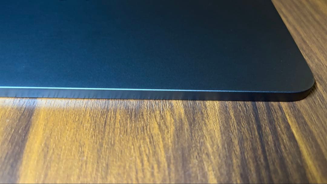 iPad air 5 + Apple pen 2 + フルカバーケース