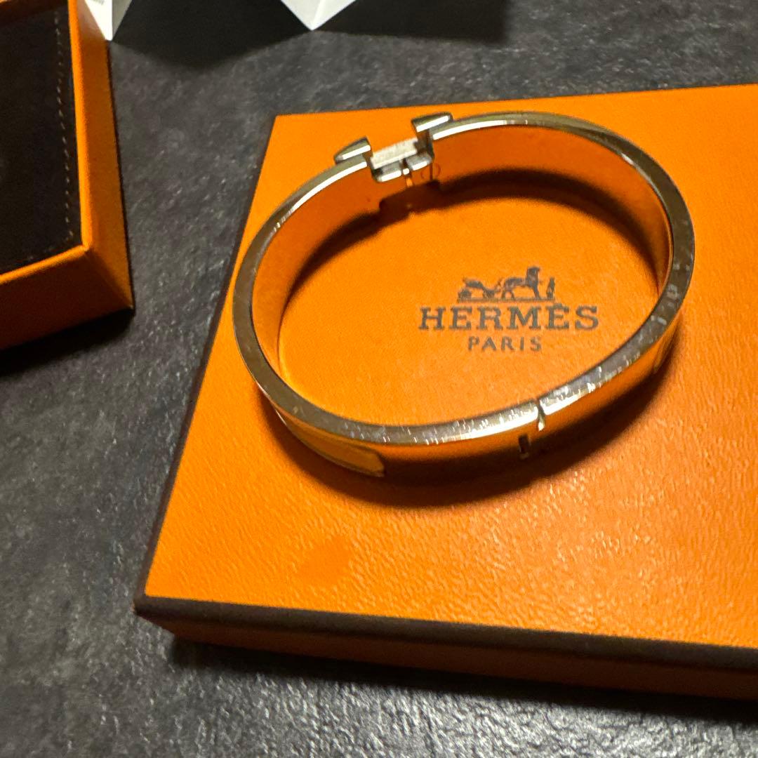 HERMES ホワイト・シルバーバングル