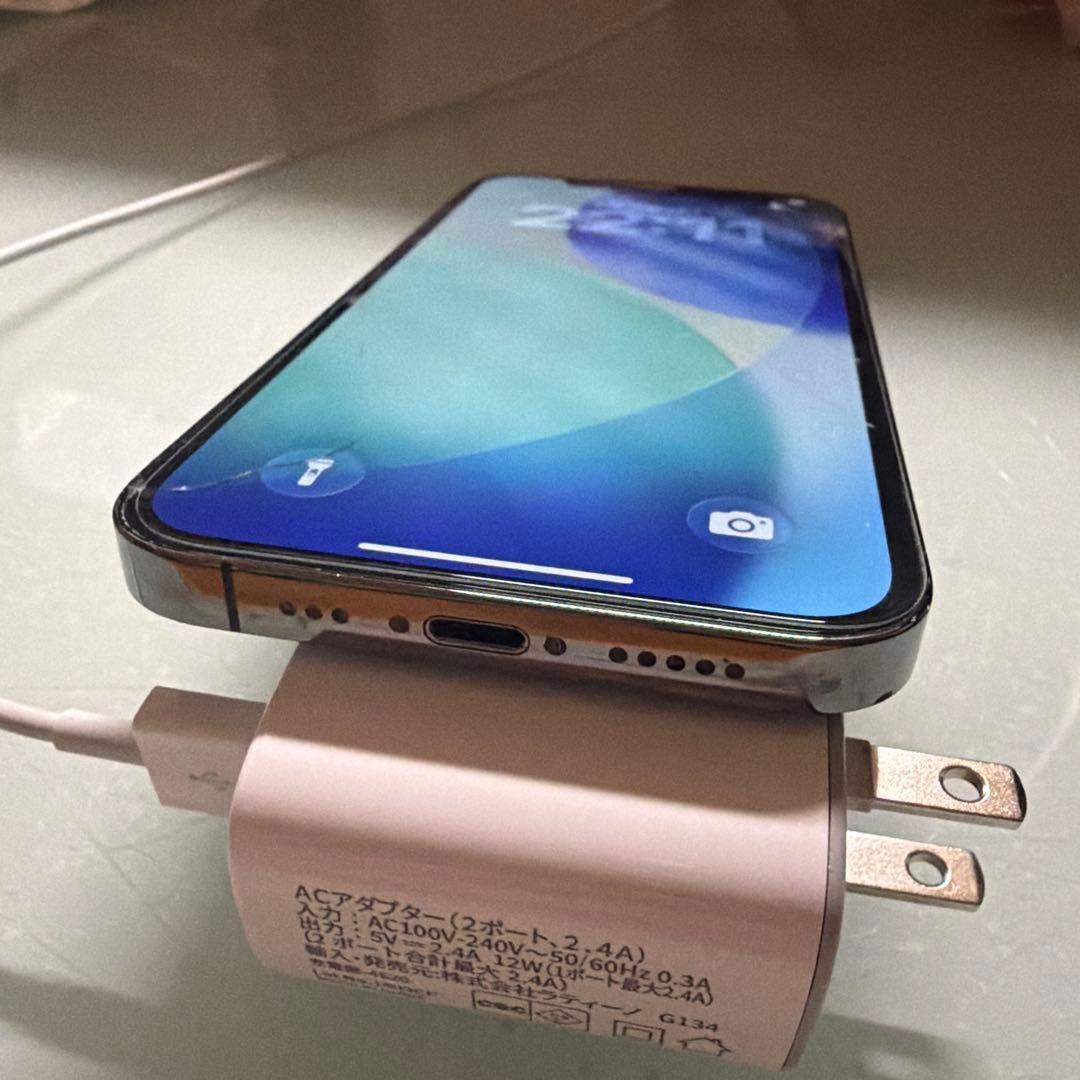 iPhone 12 Pro 256GB グラファイト 画面割れあり