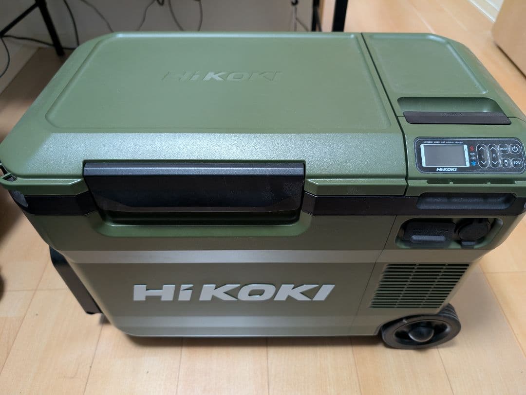 HIKOKI 冷温庫　UL18DBA(WMGZ)　バッテリー2個付き