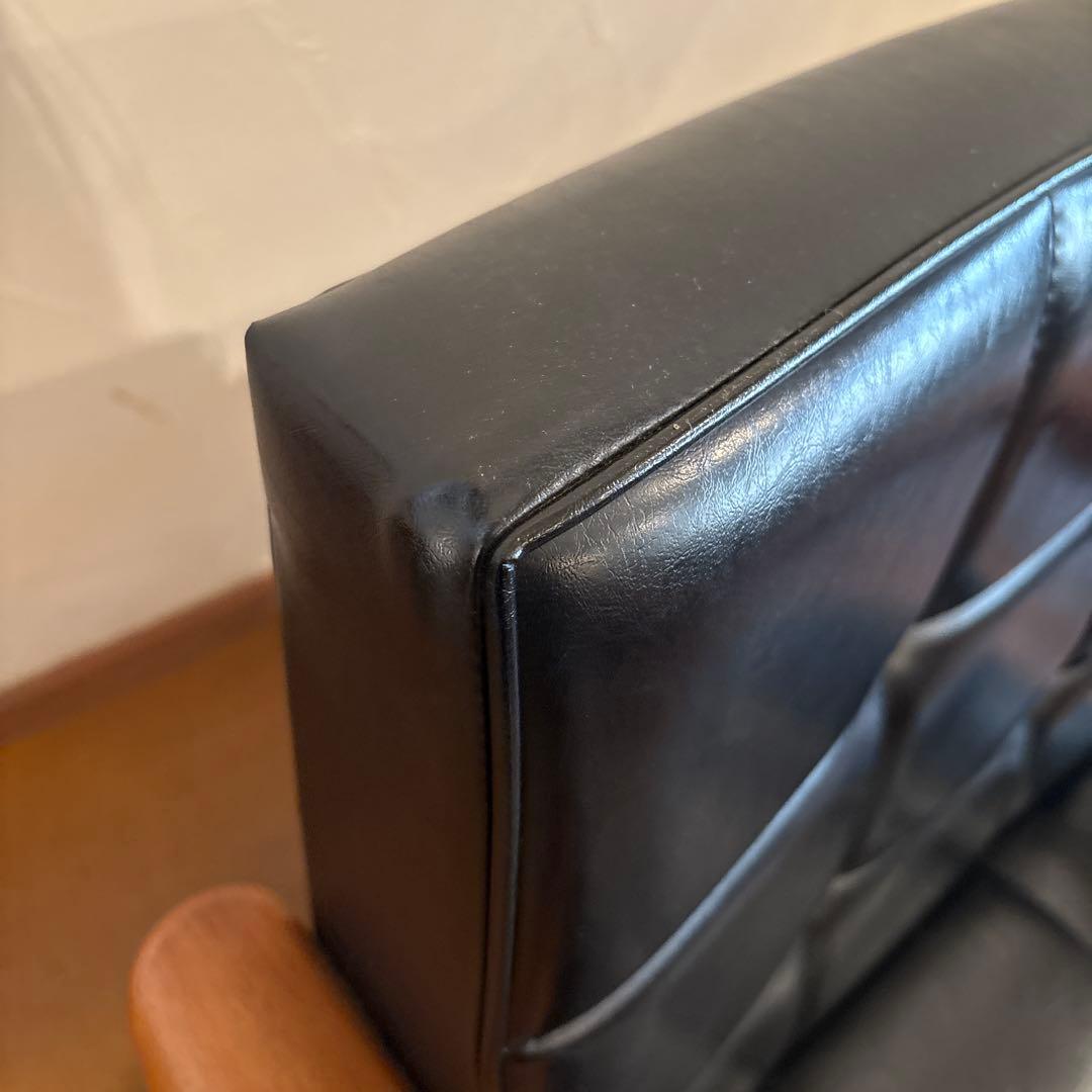 カリモク60 1人掛けソファ 黒②