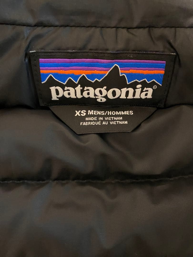 patagonia ダウンベスト ブラック