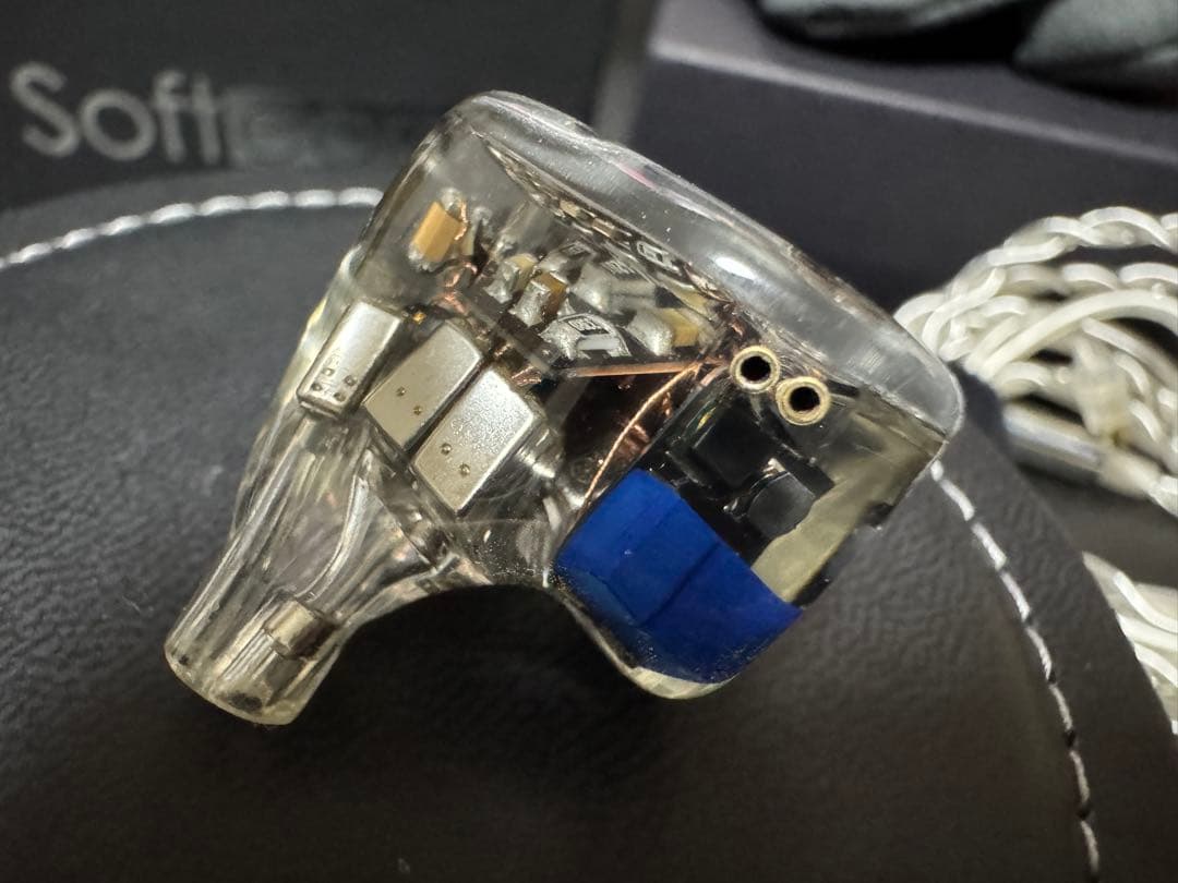 イヤホン SoftEars RS10