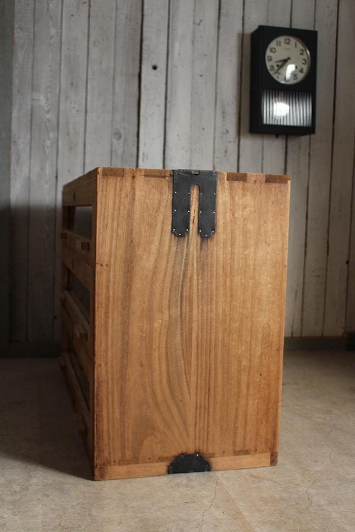 味のある前面ガラスの引き出し3段