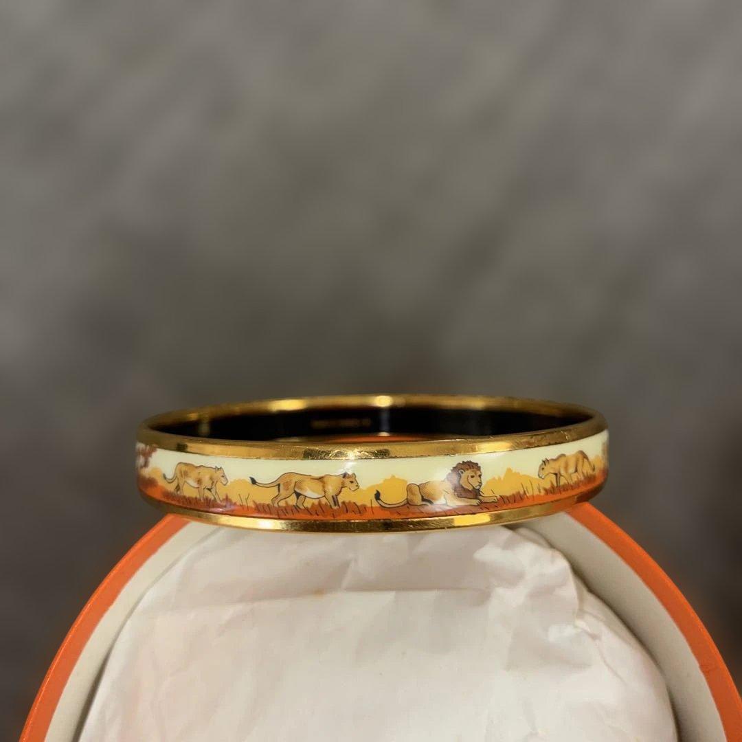 美品箱付き　HERMES バングル