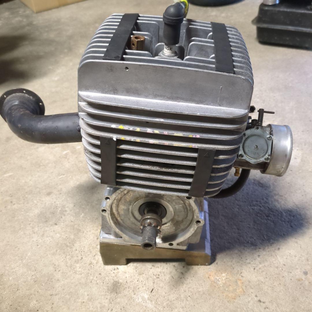 カートエンジン　ＫＴ１００ＳＤ