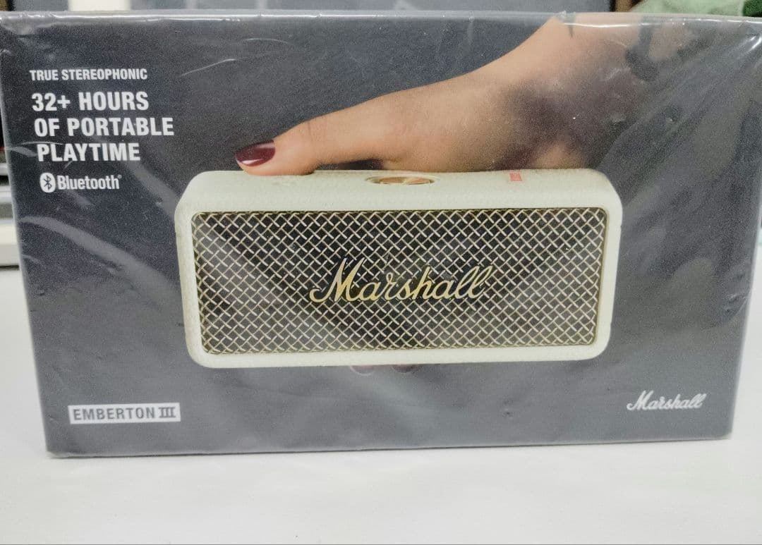 Marshall Emberton III スピーカー