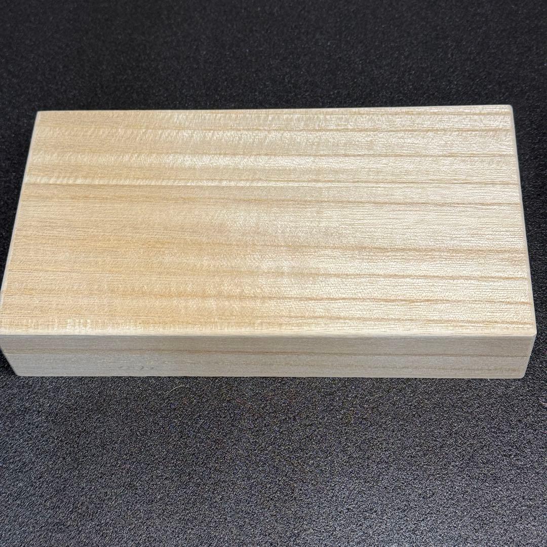 TAKU:皇居 限定 長財布 オレンジ色 貴重 新品未使用 プレゼント用に