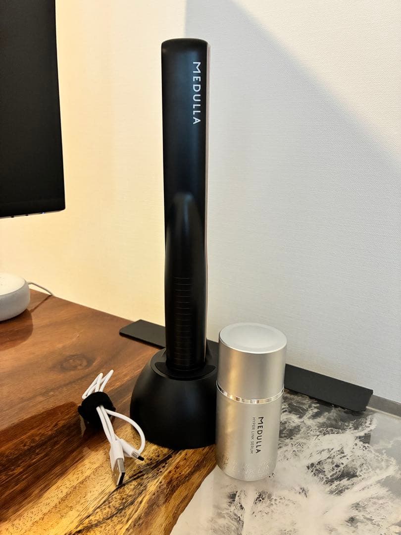 MEDULLA ヘアアイロン ブラック 充電ケーブル付き