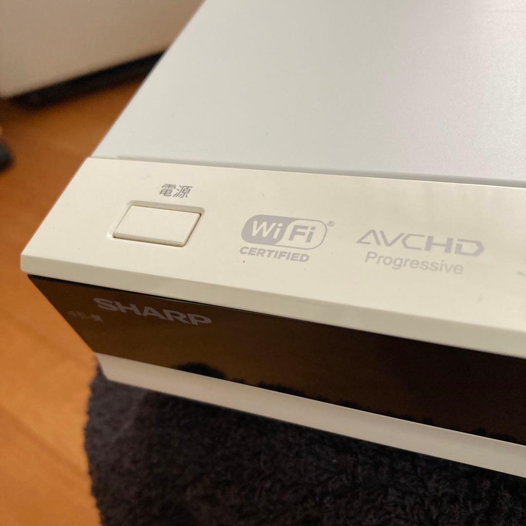 SHARP AQUOS BD-W1800W ブルーレイレコーダーホワイトカラー