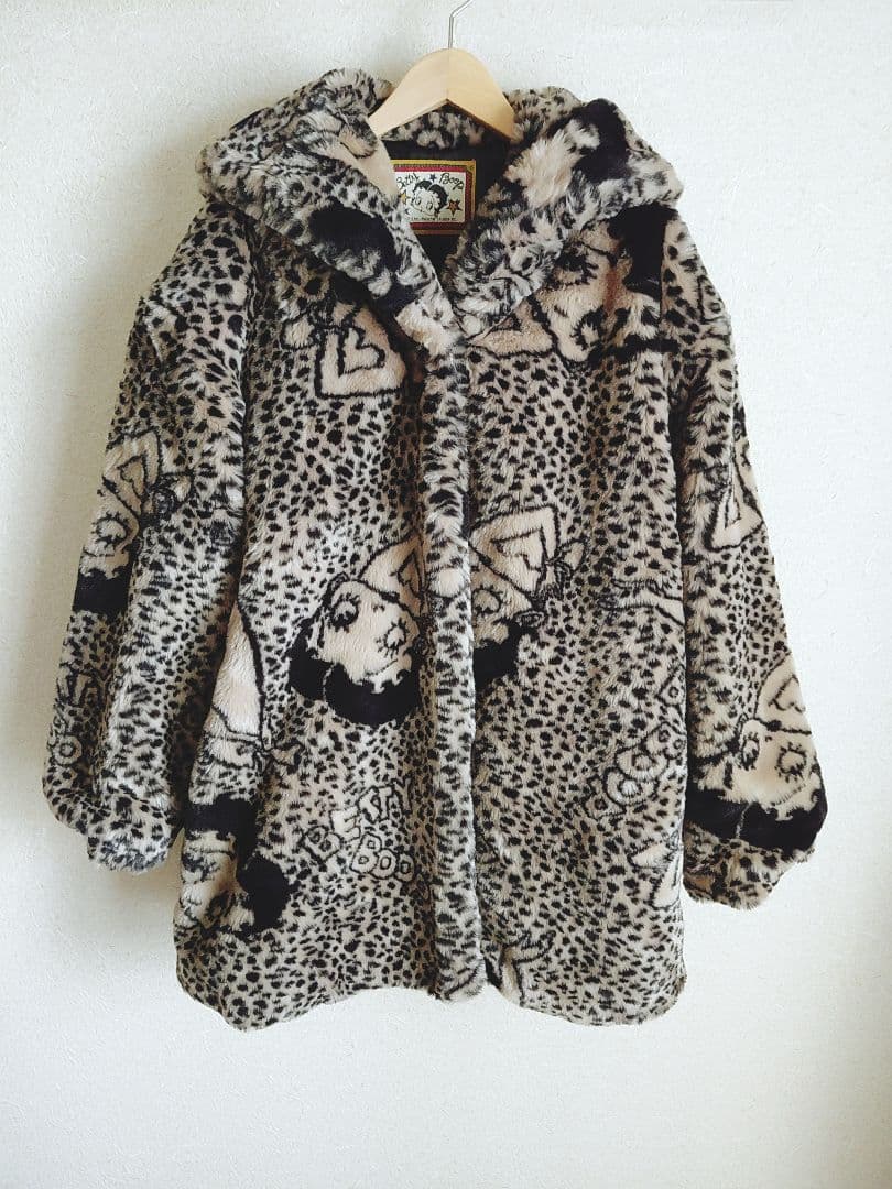 Betty Boop レオパード柄ファーコート　ベージュ　ブラック　ヒョウ柄
