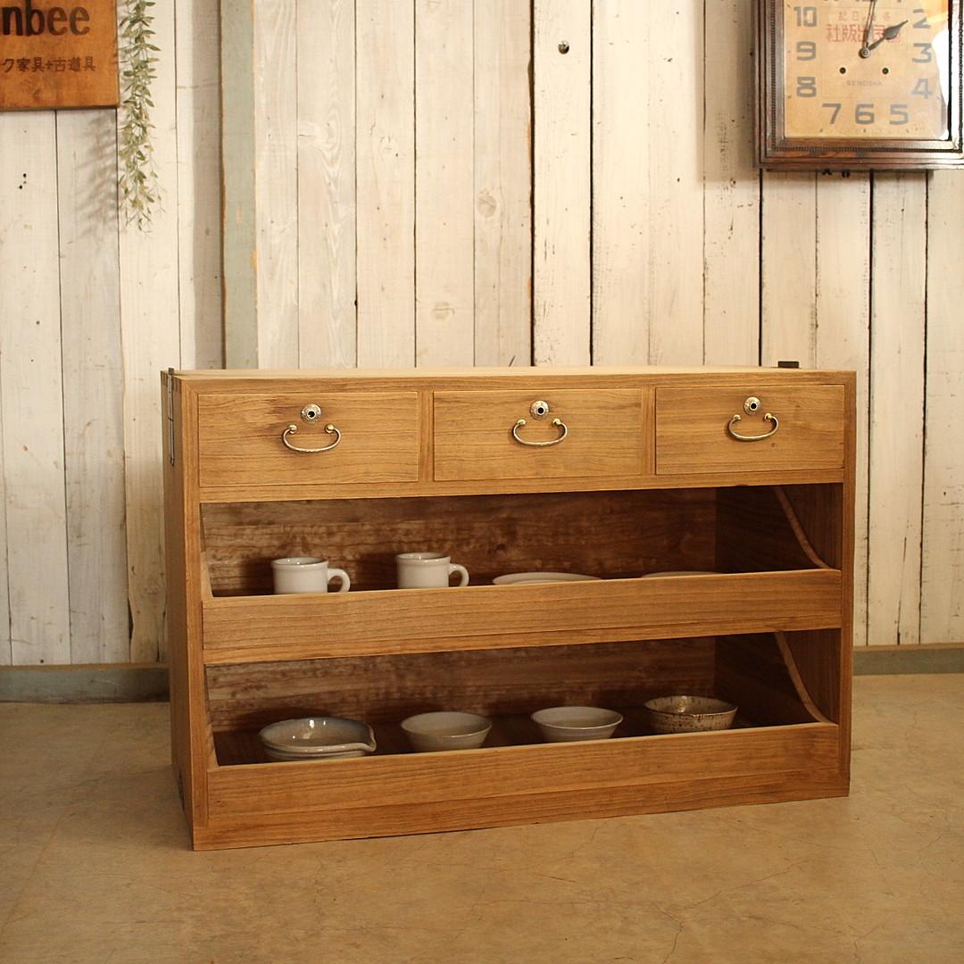 古い木製の引き出し5杯　チェスト　食器棚　古家具　古民家　時代家具