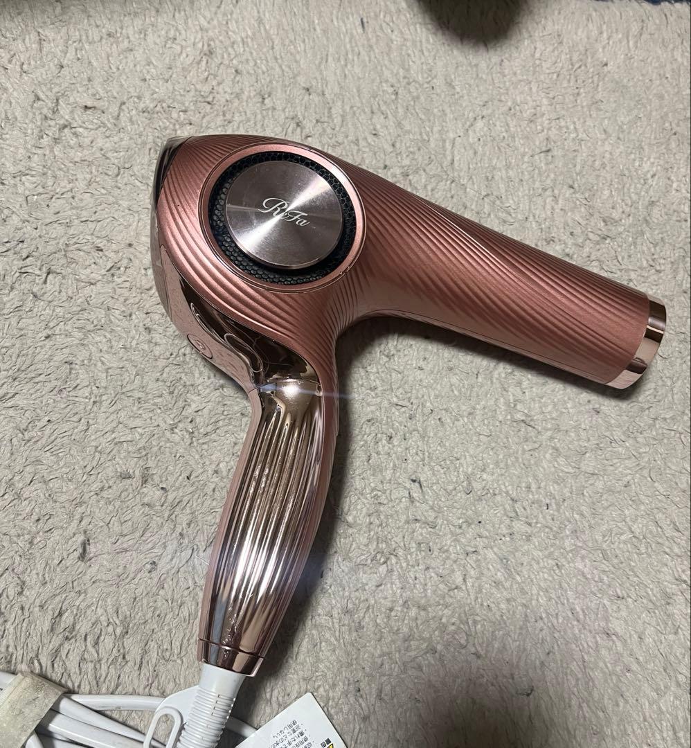 本日限りのお値段‼️Refa リファビューテックドライヤープロ