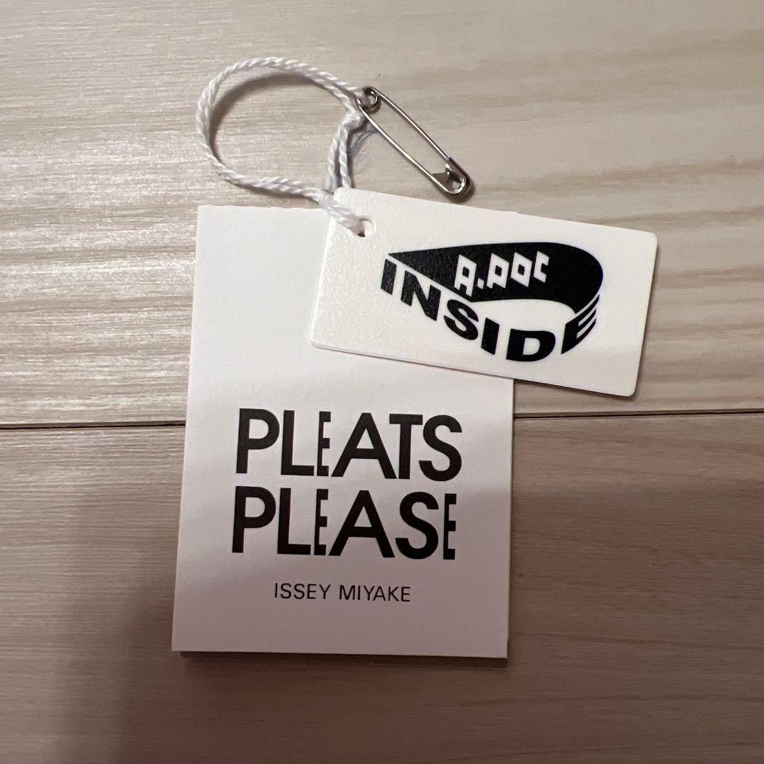 プリーツプリーズ　Apocソフトプリーズ　ホワイト　2025年10月